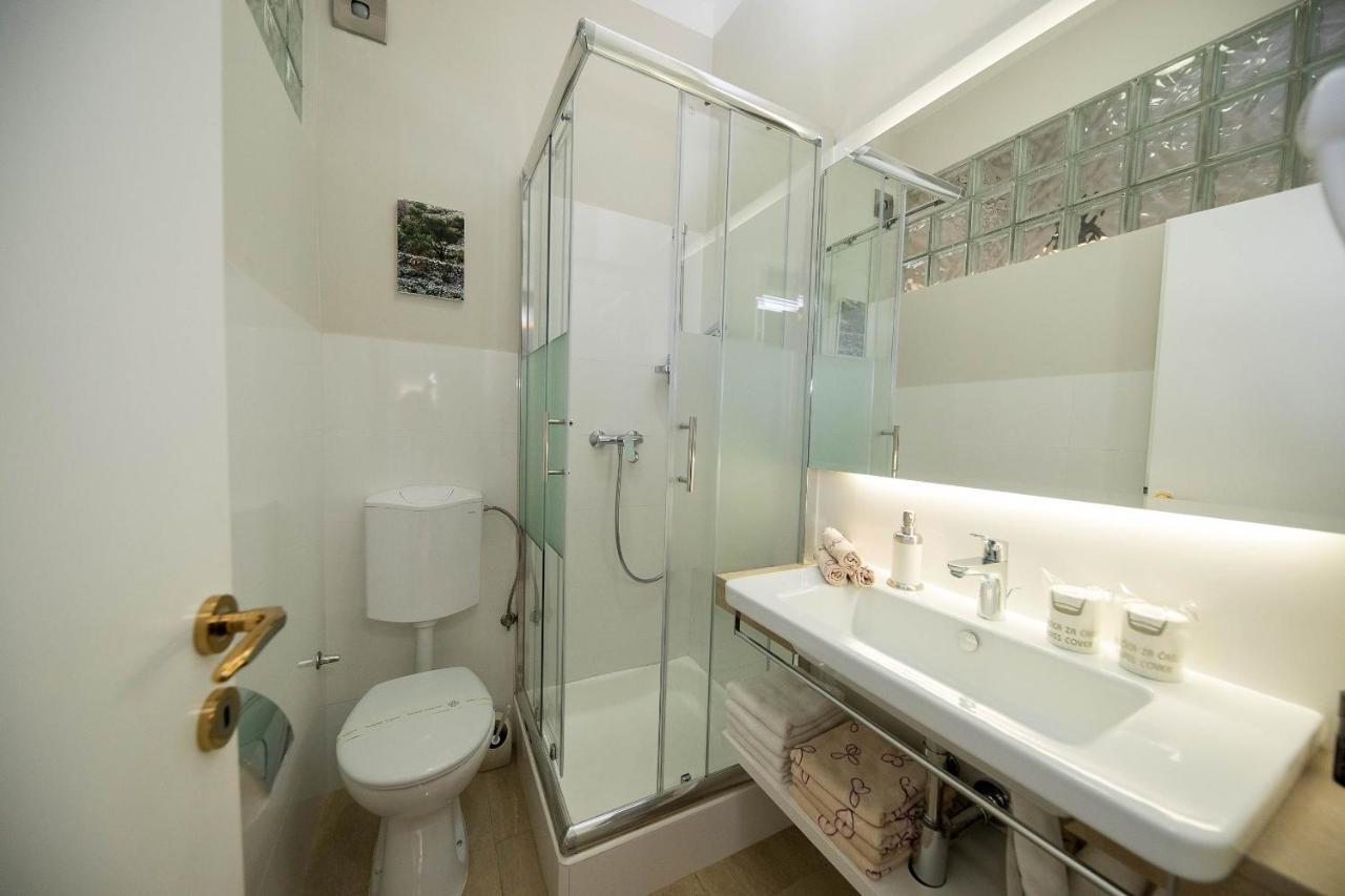 Apartmani Marion Crikvenica Bagian luar foto