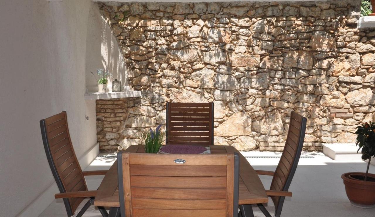 Apartmani Marion Crikvenica Bagian luar foto