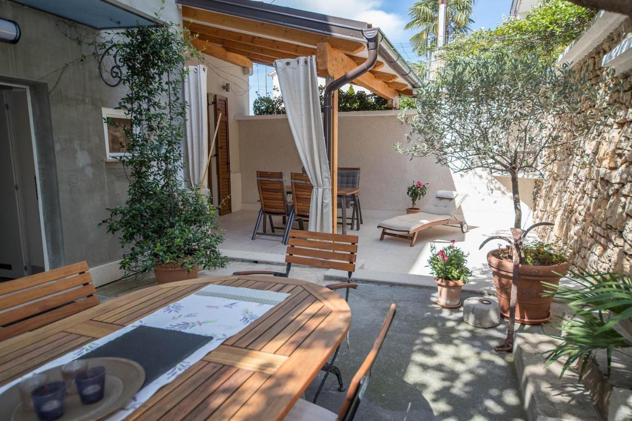 Apartmani Marion Crikvenica Bagian luar foto