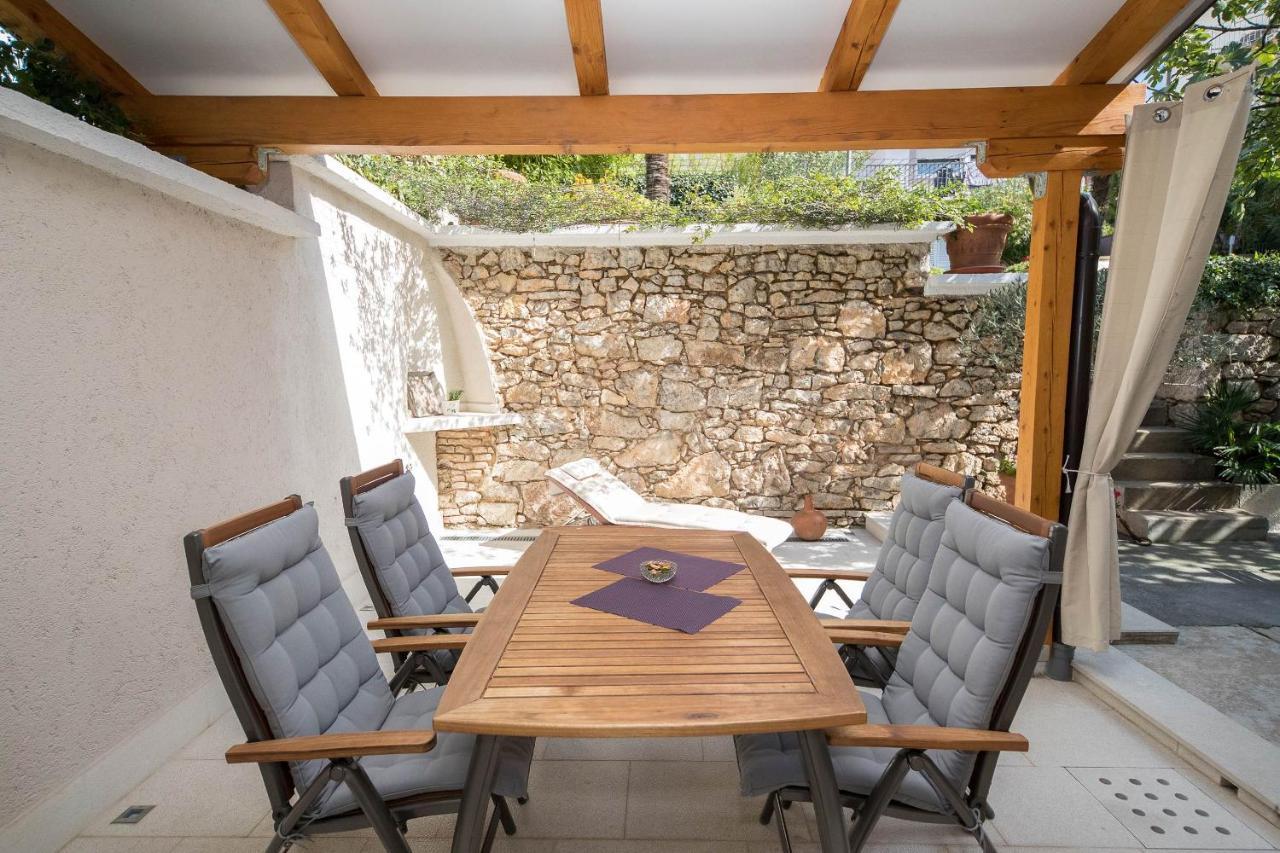 Apartmani Marion Crikvenica Bagian luar foto